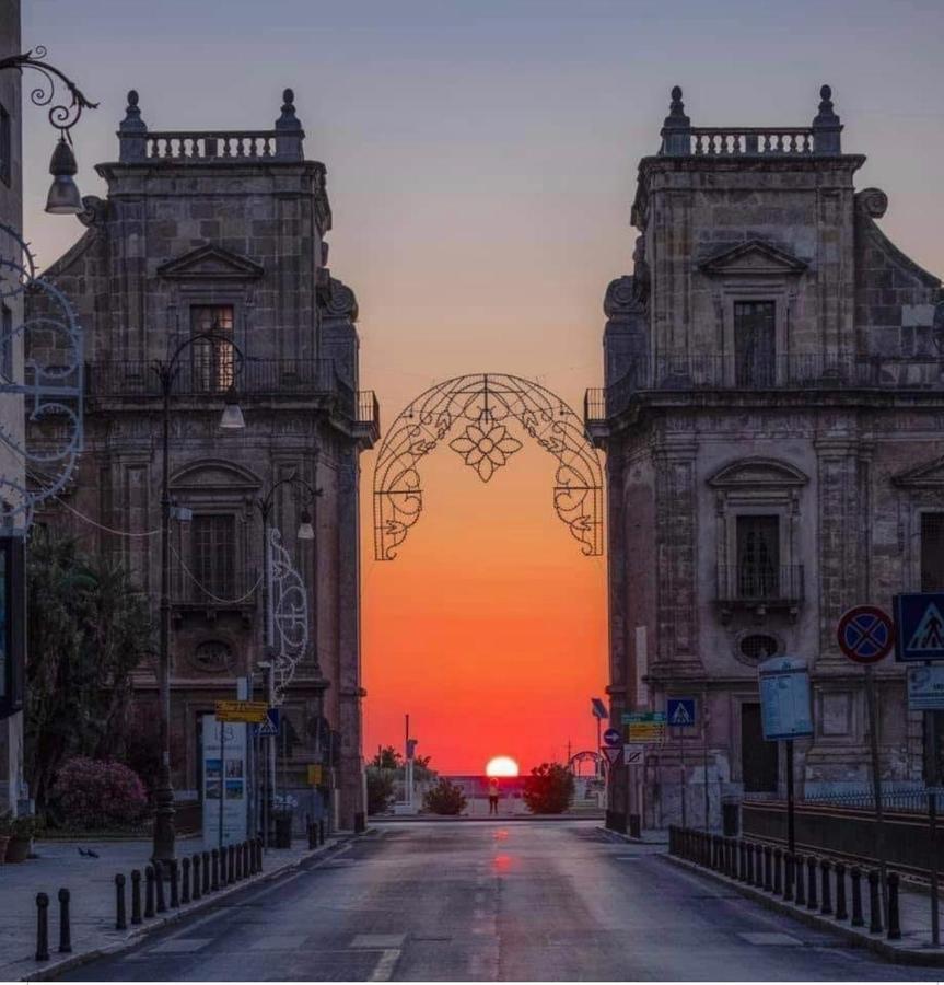 Hola Cathedral House Al Capo Lejlighed Palermo Eksteriør billede